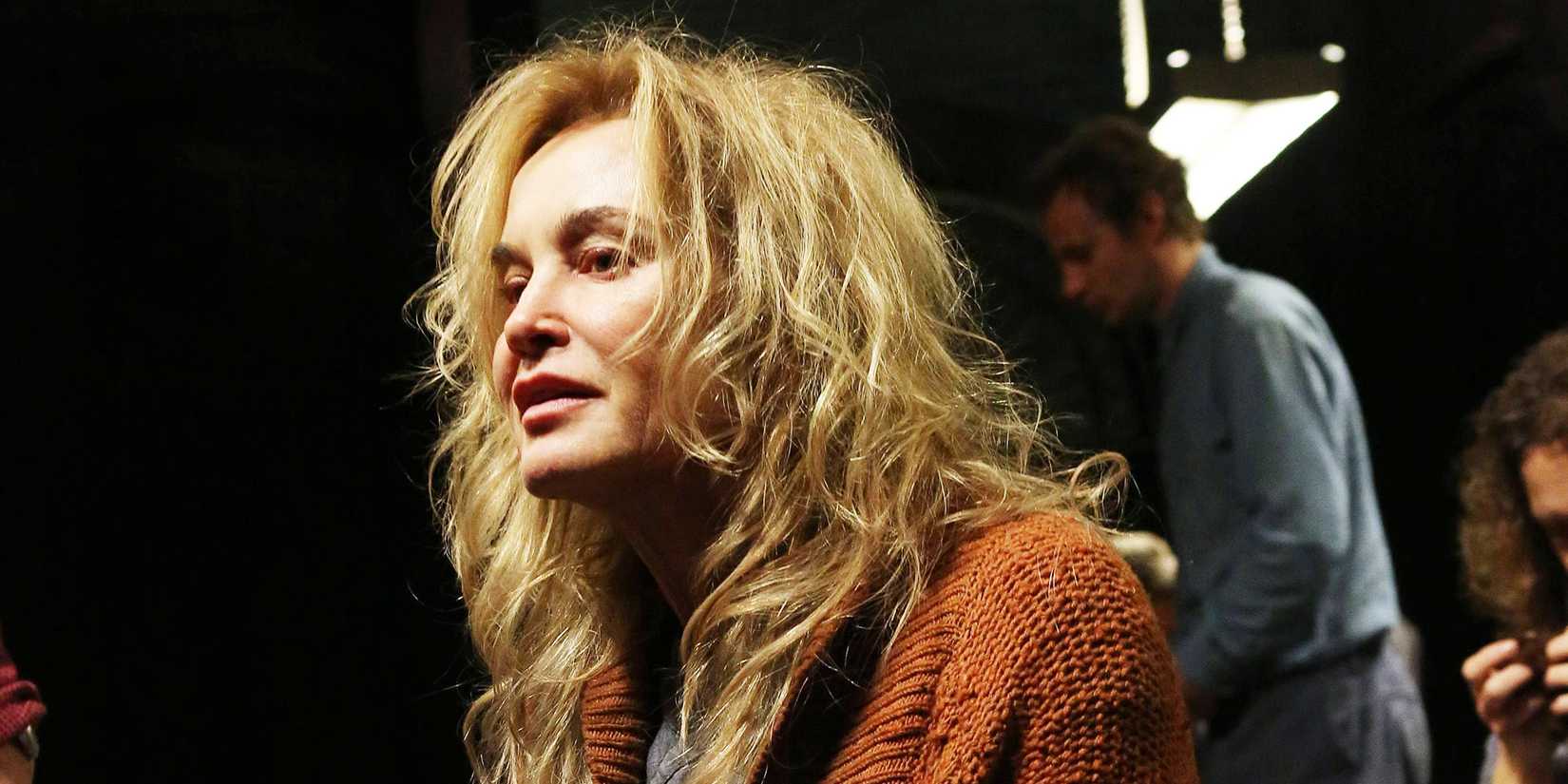 Jessica Lange como Sister Jude em American Horror Story: Asylum.