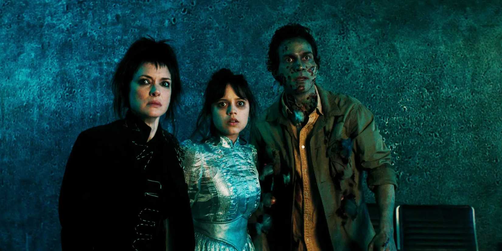 Beetlejuice Beetlejuice Lydia Astrid and Richard surprised