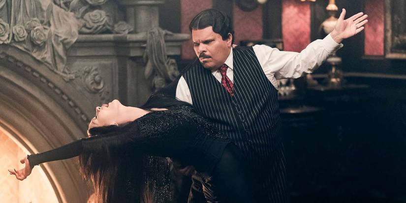 Wednesday Fireplace Wednesday Just Confirmed One Of Season 2's Follow-Ups To Season 1's ...