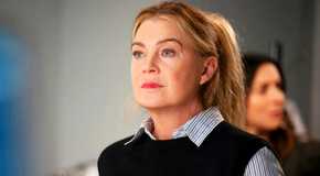 Ellen Pompeo looking solemn as Meredith Grey in Grey's Anatomy season 21