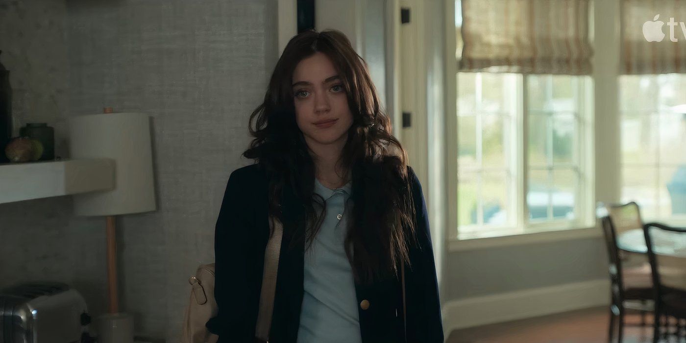Isabel Gravitt as Tori in the kitchen in Your Friends & Neighbors