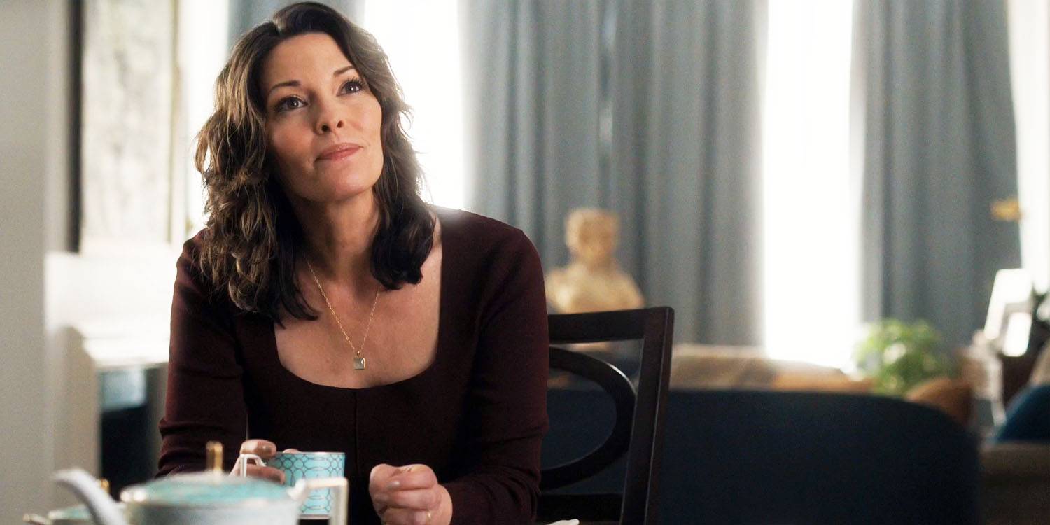 Isobel looking up in FBI