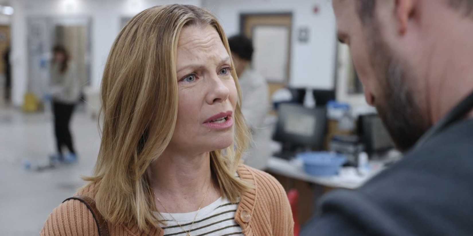 Janey Malloy (Sarah Jane Morris) in The Pitt season 1, episode 14
