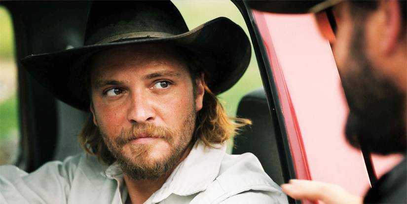 Kayce looking at Rip in Yellowstone season 5