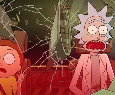 Рик и Морти испугались после того, как обломки ударили в окно их космического корабля в 8 сезоне Рик и Морти