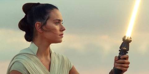 Star Wars The Rise of Skywalker Rey With Yellow Lightsaber