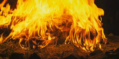A man's body on fire in The Wheel of Time Season 3 Ep 7
