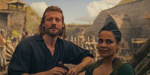 Maksim (Taylor Napier) and Alanna Mosvani (Priyanka Bose) in the village in The Wheel of Time Season 3 Ep 7