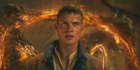 Rand al'Thor (Josha Stradowski) surrounded by his powers in The Wheel of Time Season 3 Ep 8