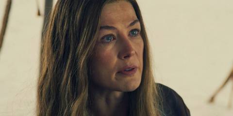 Moiraine Damodred (Rosamund Pike) with tears in her eyes in The Wheel of Time Season 3 Ep 8