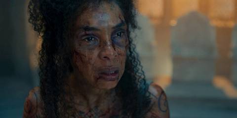 Siuan Sanche (Sophie Okonedo) with wounds all over her body in The Wheel of Time Season 3 Ep 8