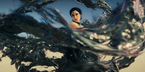 Selene (Natasha O'Keeffe) attacking with her powers in The Wheel of Time Season 3 Ep 8