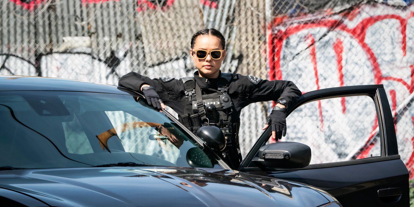 Anna Enger Ritch as Zoe Powell in SWAT