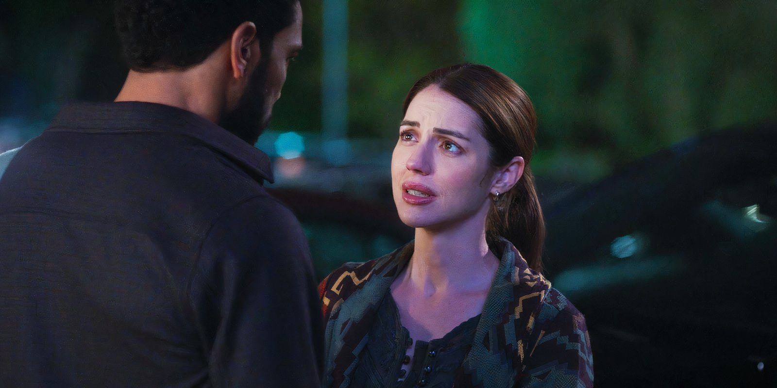 Anthony Hill as Winston Ndugu and Adelaide Kane as Jules Millin in Grey's Anatomy season 21, episode 16-1