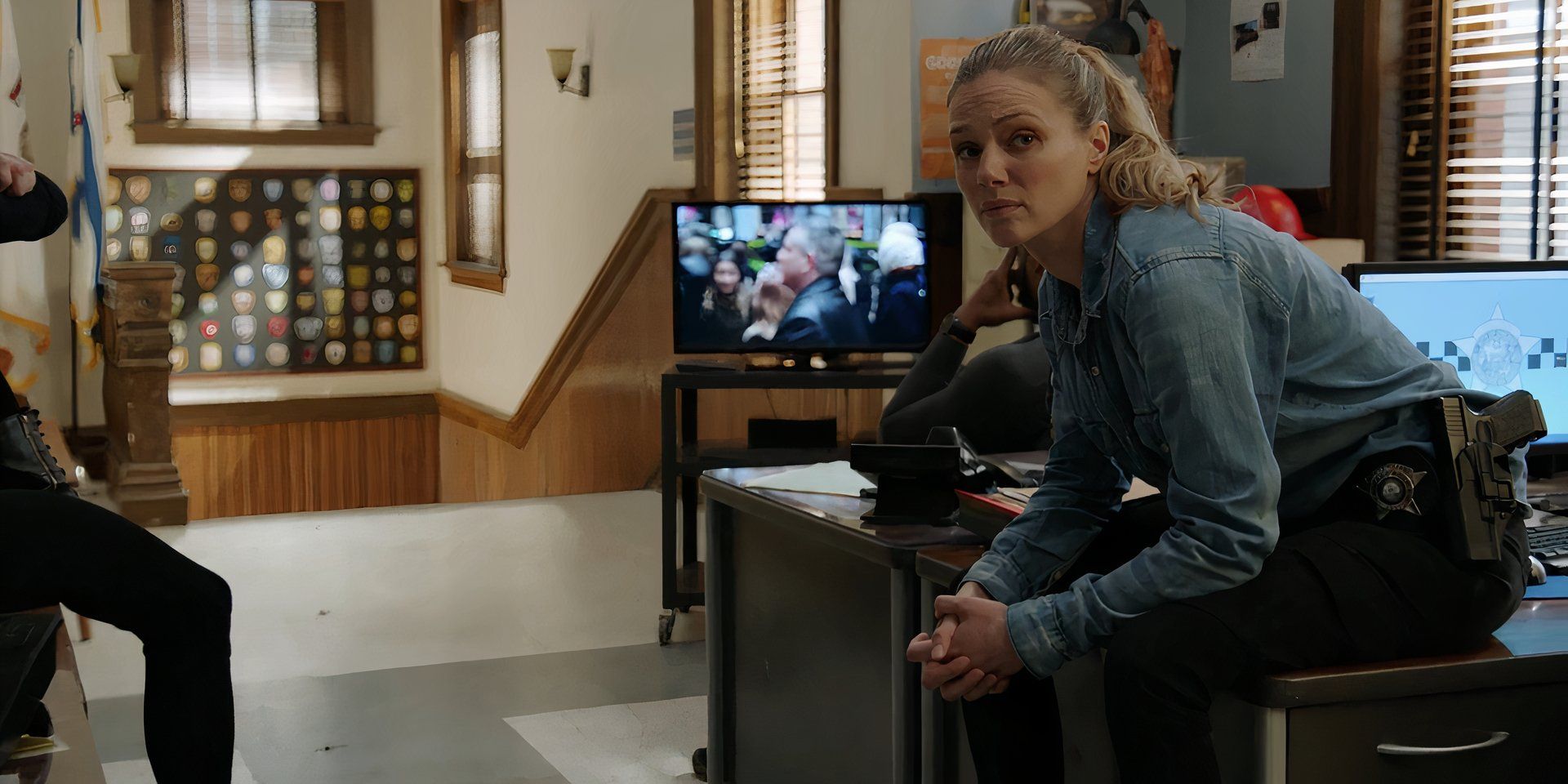 Tracy Spiridakos as Hailey Upton in Chicago PD