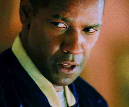 Дензел Уошингтон, выглядящий интенсивно в фильме "Man on Fire"