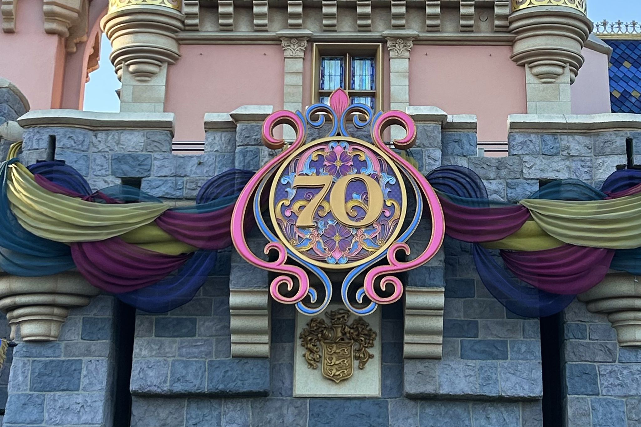 ScreenRant Previews Disneyland 70 Anniversary