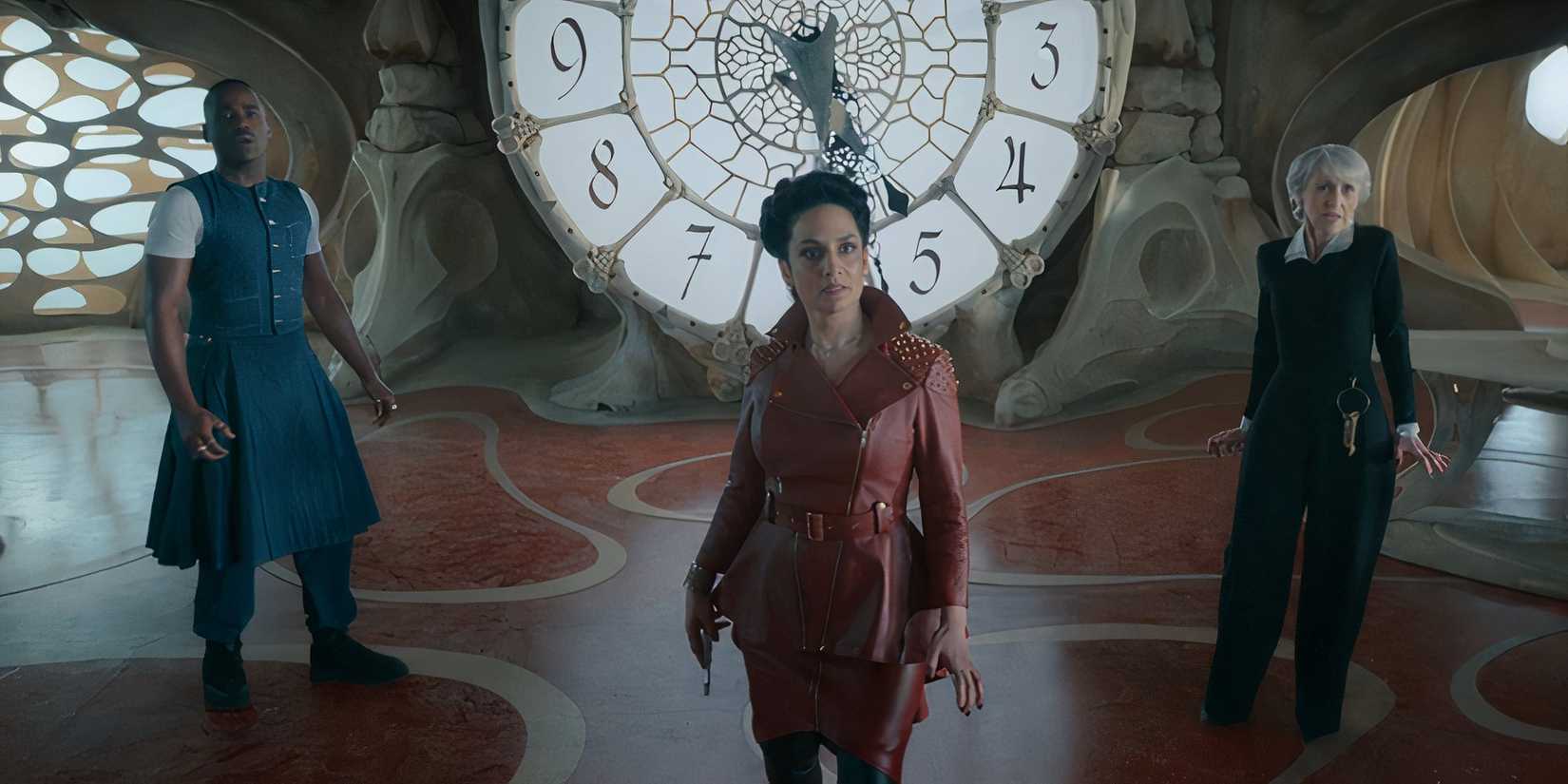 6 Biggest Problems Doctor Who Needs To Fix In Season 16 2 The Fifteenth Doctor, The Rani, and Mrs. Flood standing apart in Doctor Who