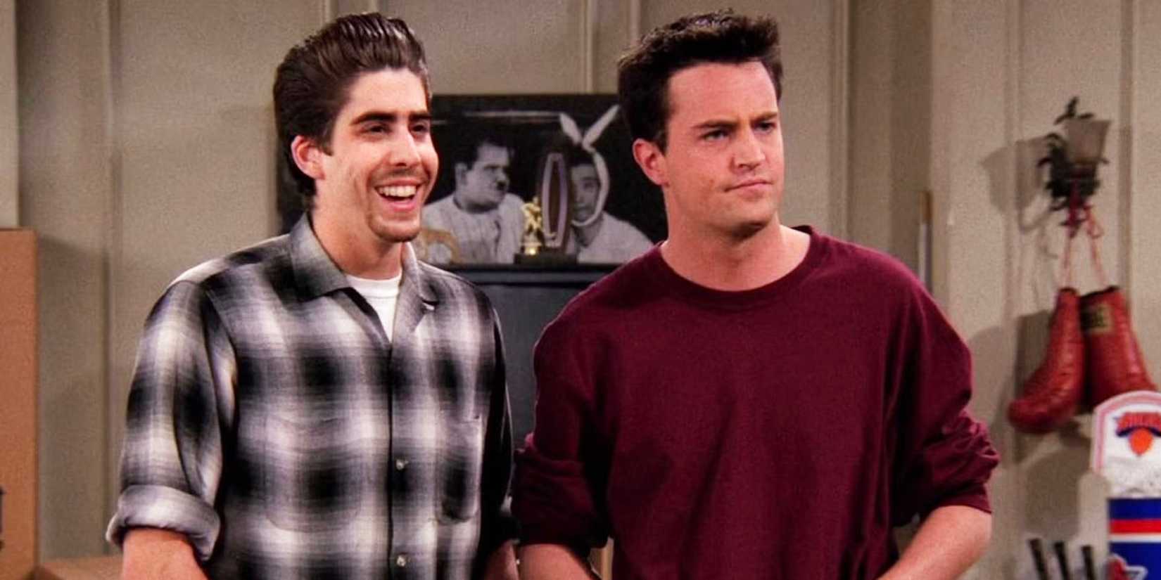 Eddie e Chandler em Friends