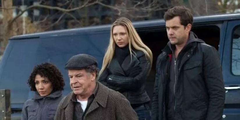 Netflix's Dark Is The Perfect Sci-Fi Successor To Fringe Fringe Series Finale