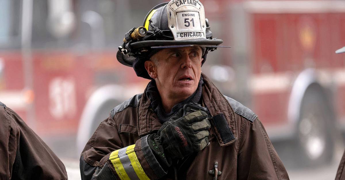 "Somebody Is Going To Have To Go" Chicago Fire Producer Discusses Herrmann's  Chances Of Being Firehouse 51 Chief With Pascal Around