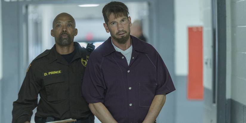 Wayne Jenkins (Jon Bernthal) in jail in We Own This City
