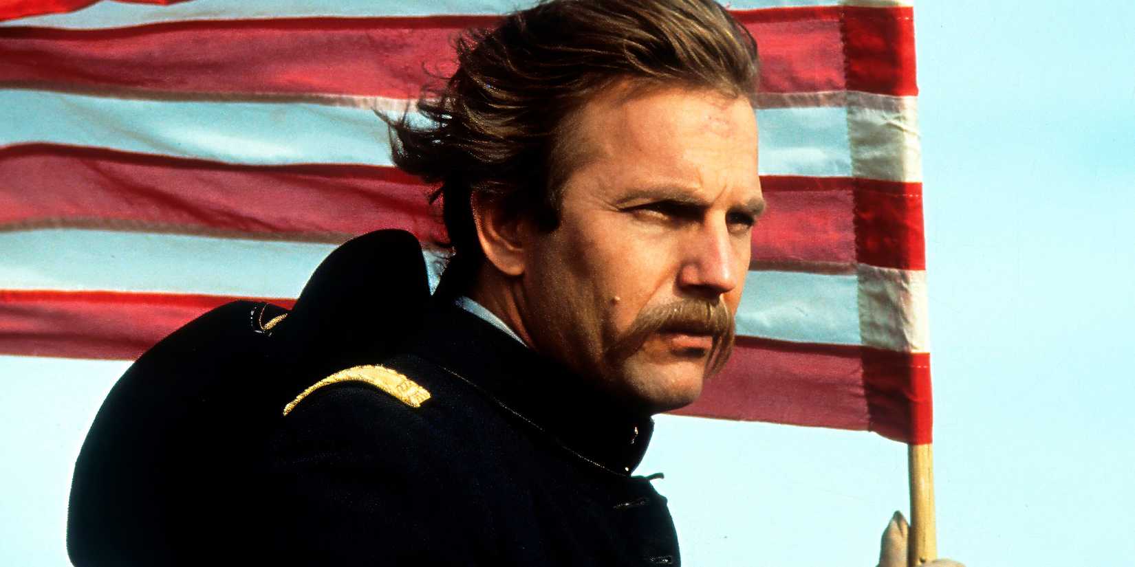 Kevin-Costner-in-Dances-With-Wolves