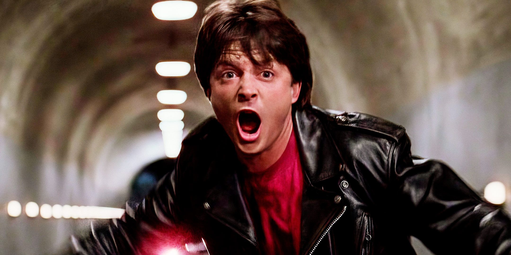 Michael J. Fox se spominja napetosti med snemanjem filma 'Nazaj v prihodnost' in pogrešane kitare