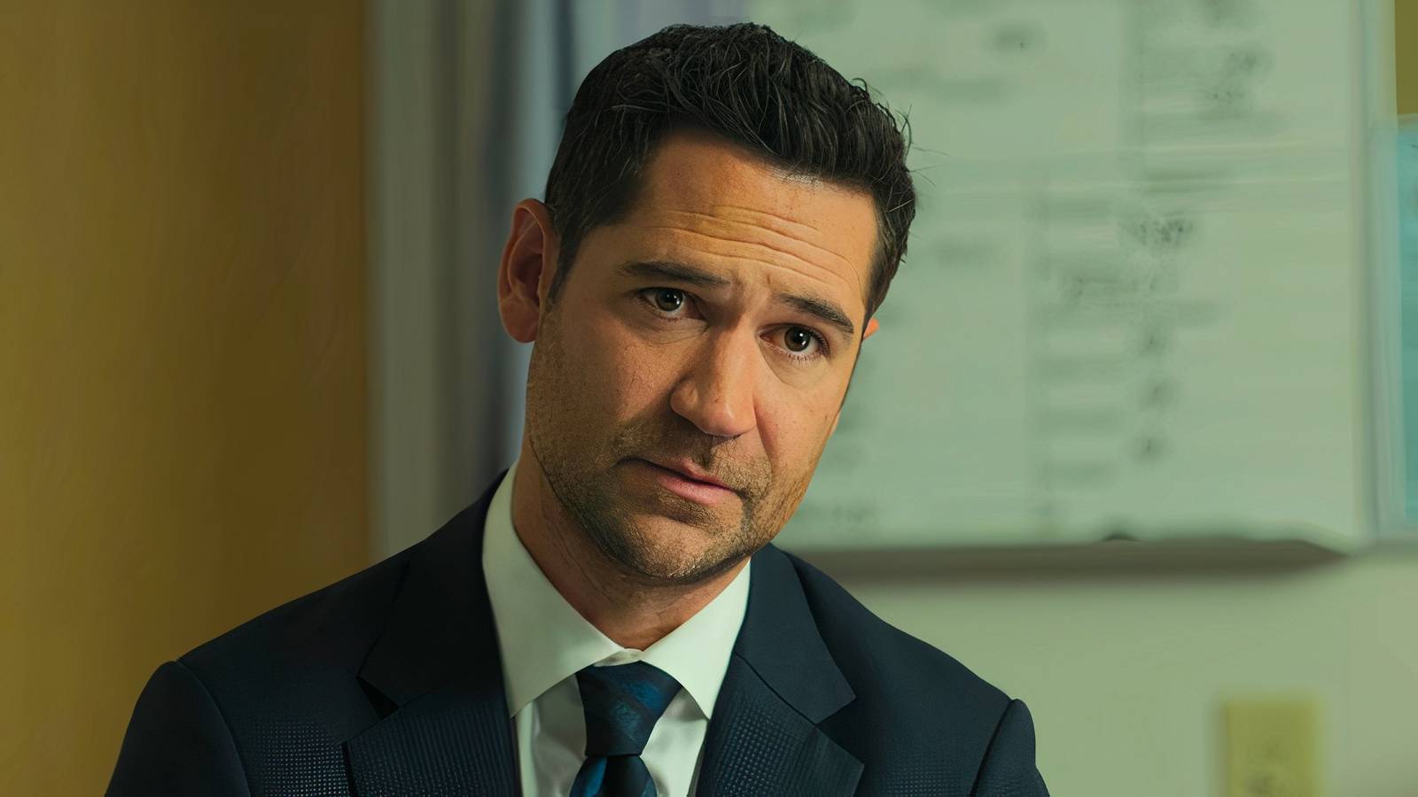 The Lincoln Lawyer Author's New 100% RT Crime Show Just Repeated Mickey ...