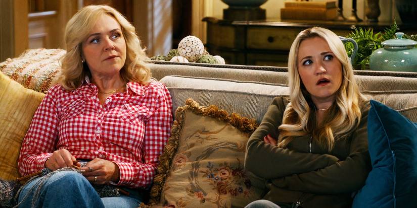 Rachel Bay Jones as Audrey McAllister and Emily Osment as Mandy McAllister in Georgie & Mandy's First Marriage episode 19