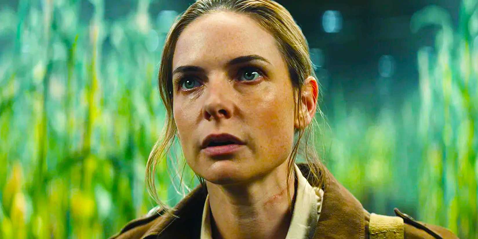 Juliette (Rebecca Ferguson) preocupada em Silo.