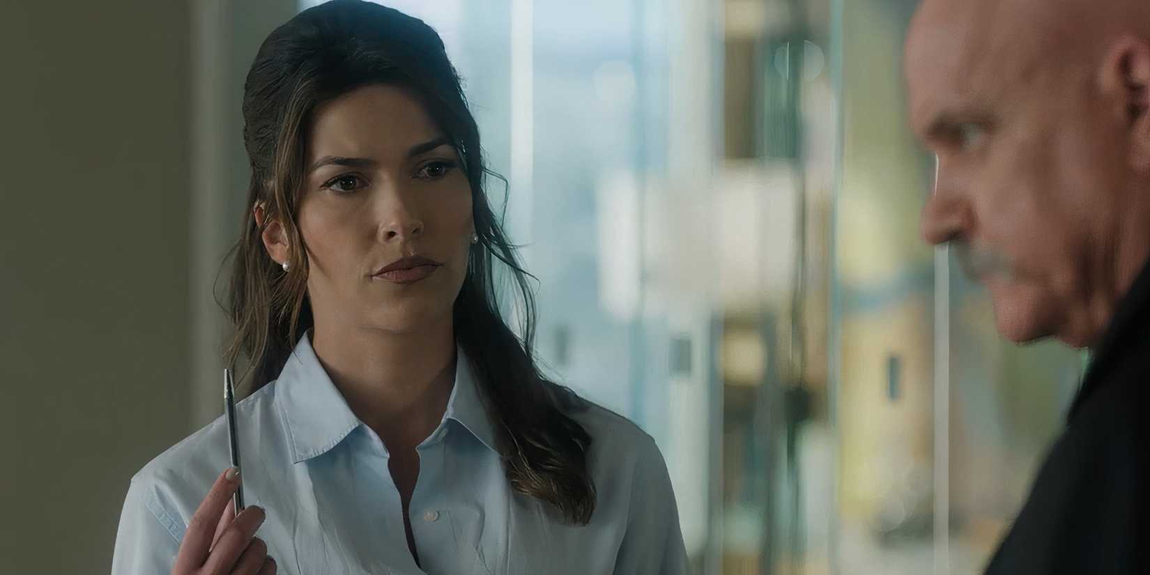Sofia Pernas as Elizabeth Smith in Suits LA