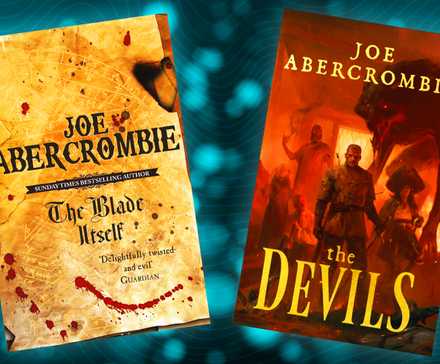 Обложки "The Blade Itself" и "The Devils" Джо Эберкроуба на синем фоне