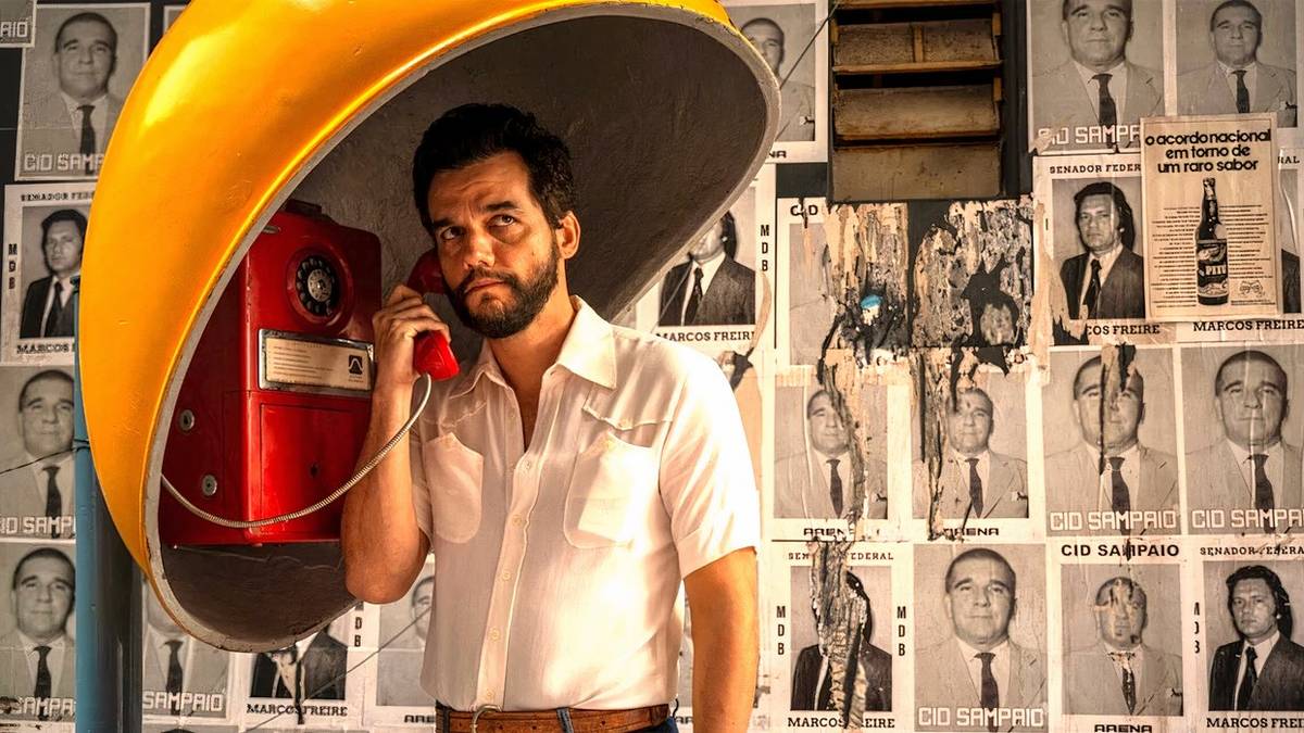 the secret agent still