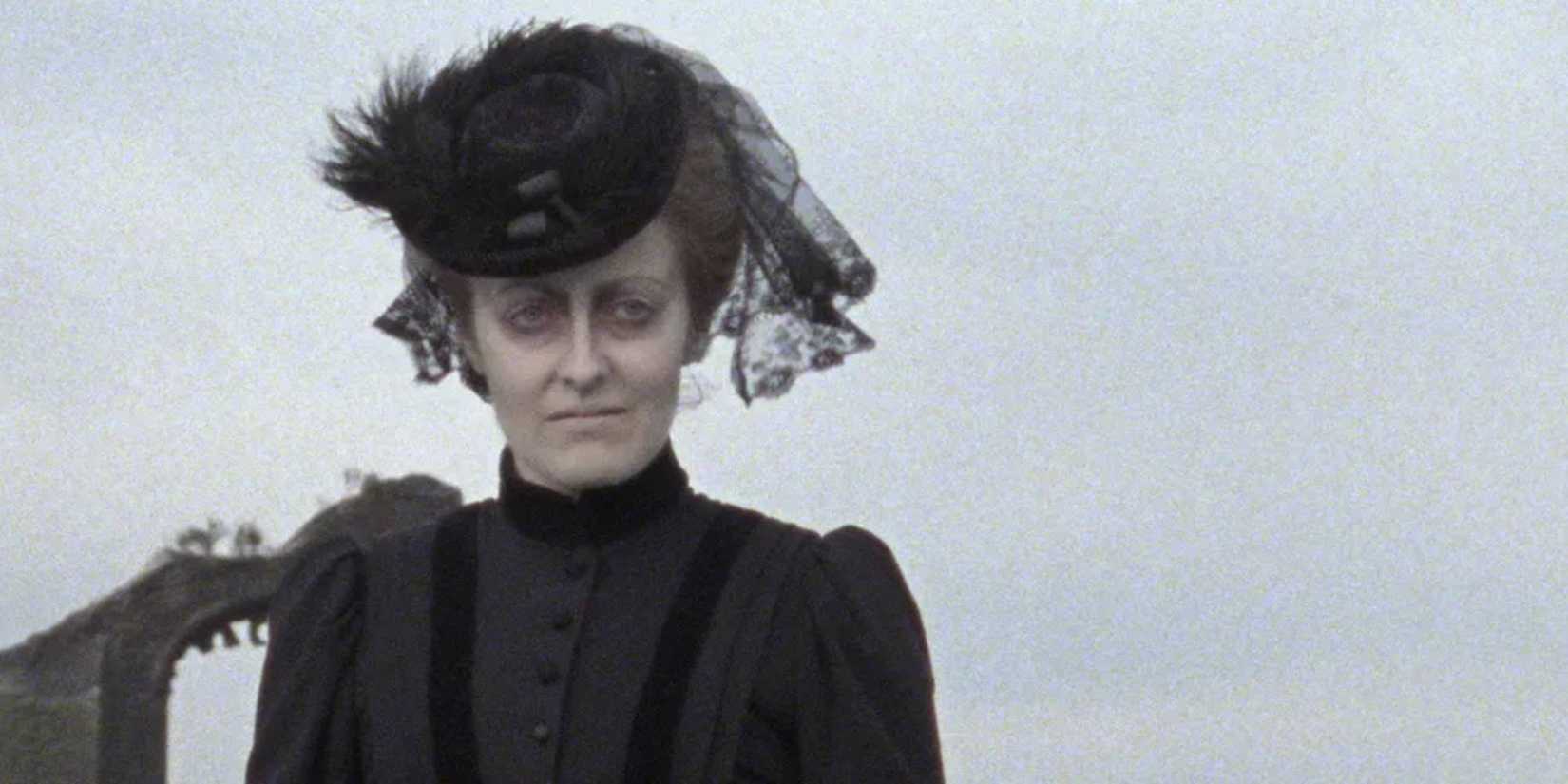 10 Horror Books With Seriously Dark Endings 10-horror-books-with-seriously-dark-endings