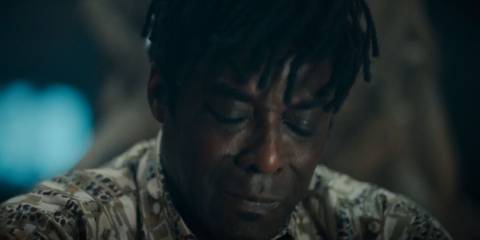 Ariyon Bakare as the Barber looking sad in Doctor Who