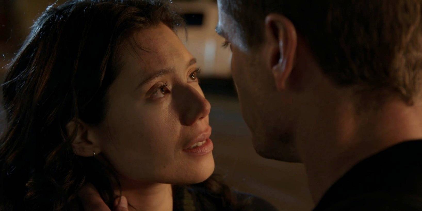 Much Messier Than The Brett-Casey": Chicago Fire Showrunner On What's Next For Carver & Violet In Light Of Jake Lockett's Exit