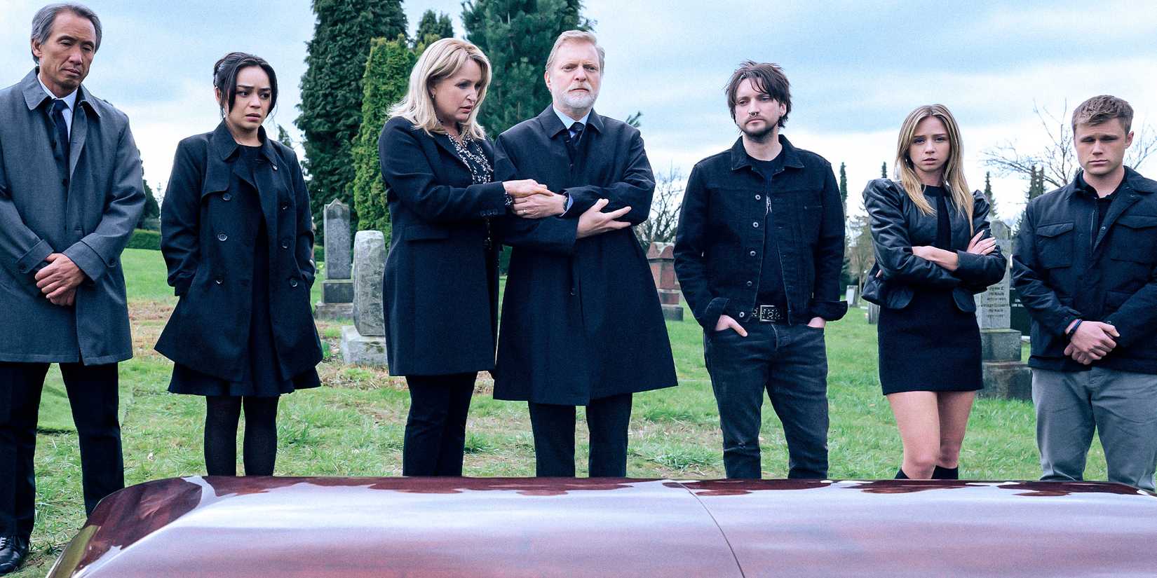 The family gathered at Iris' funeral in Final Destination Bloodlines