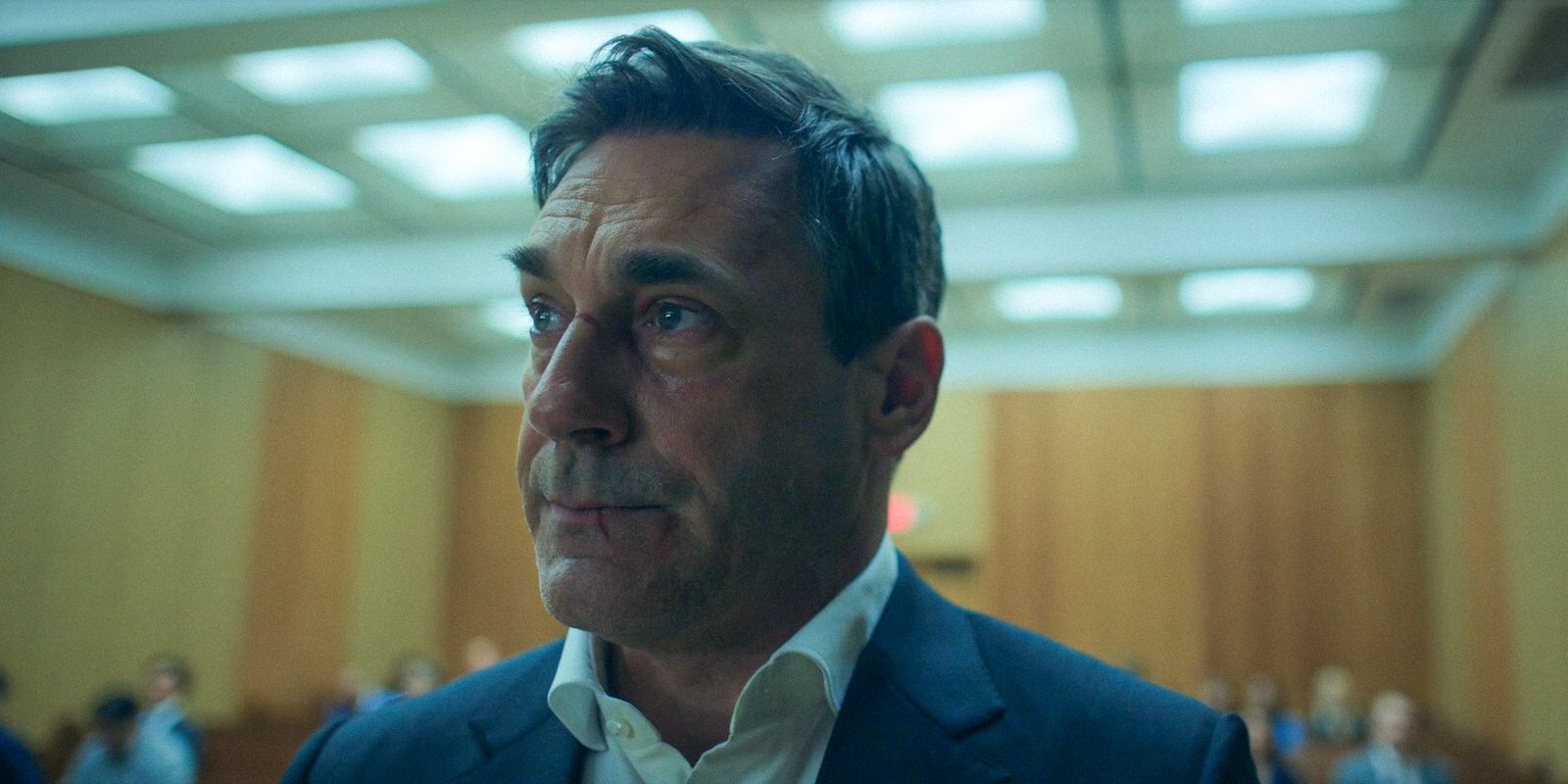 Andrew Cooper (Jon Hamm) in court in Your Friends and Neighbors Season 1 Ep 8