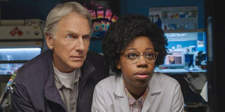 Close up of Mark Harmon as Gibbs and Diona Reasonover as Kasie Hines in NCIS