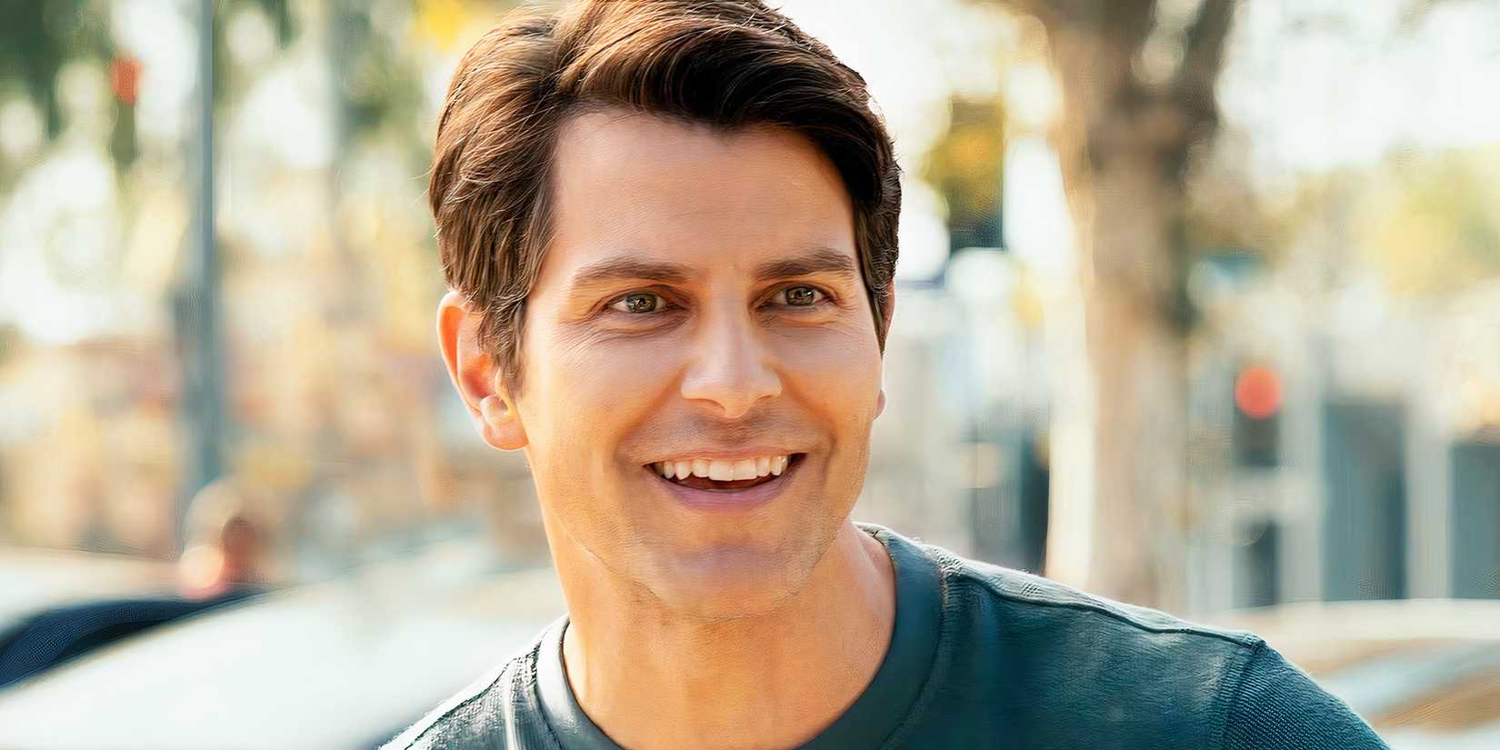 Imagem de alta temporada de alta temporada, David sorrindo