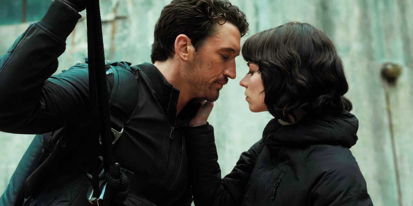 Anya-Taylor-Joy-and-Miles-Teller-in-The-Gorge