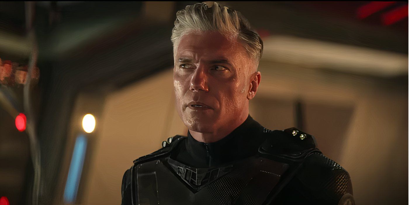 Captain Pike Black Suit