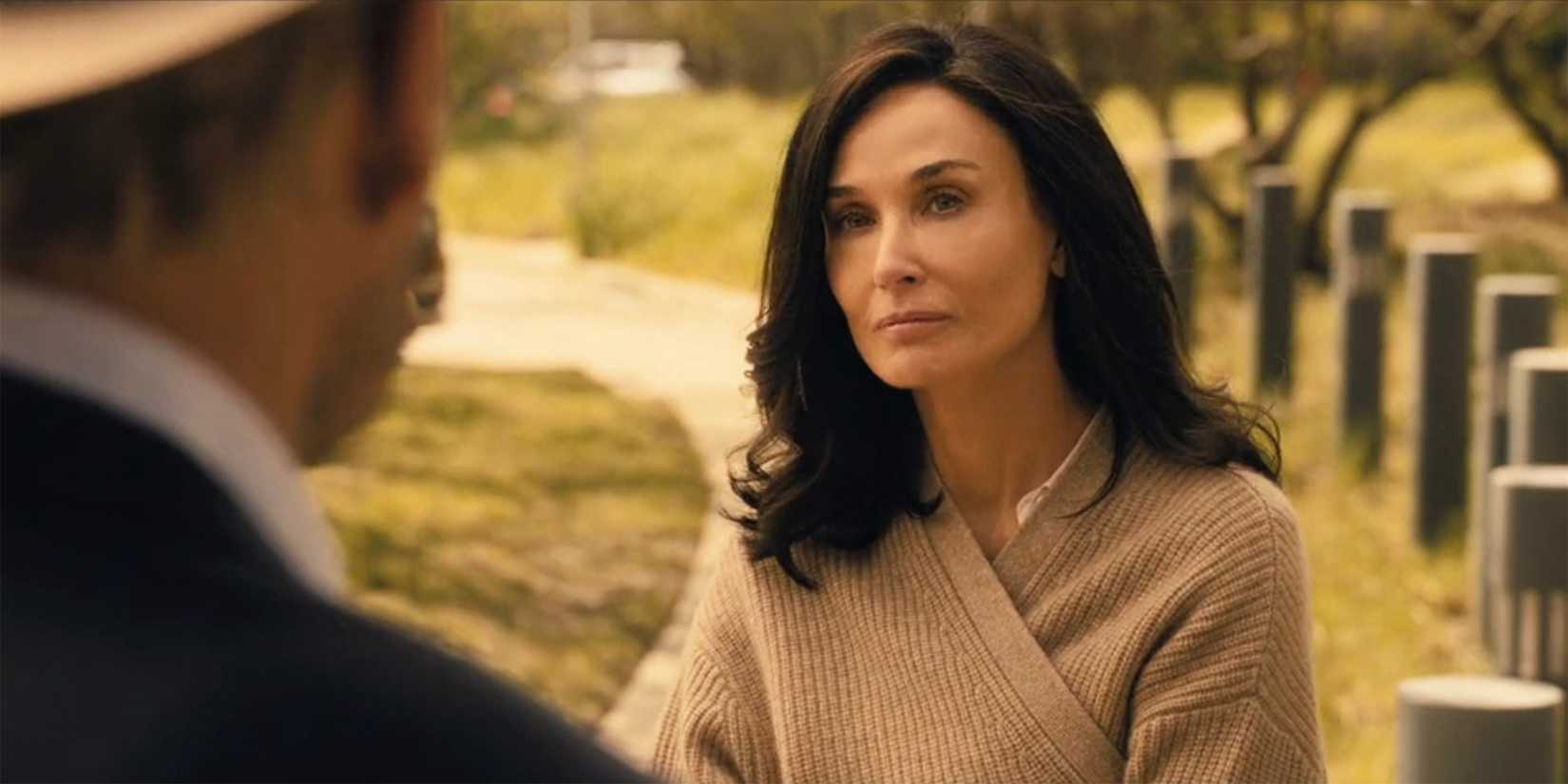 Demi Moore como Cami fora do hospital em Landman, temporada 1