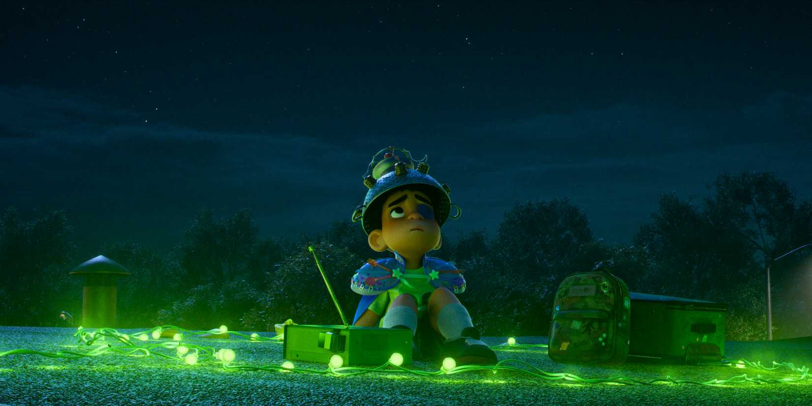 Elio looking at the night sky in Elio