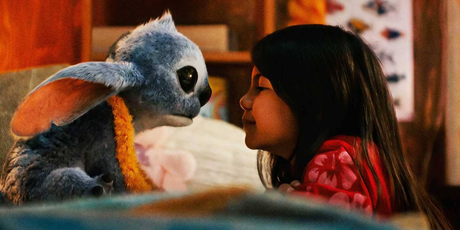 Stitch 2 Lilo & Stitch's Remake Depicts Stitch's Greatest Weakness Better Than ...