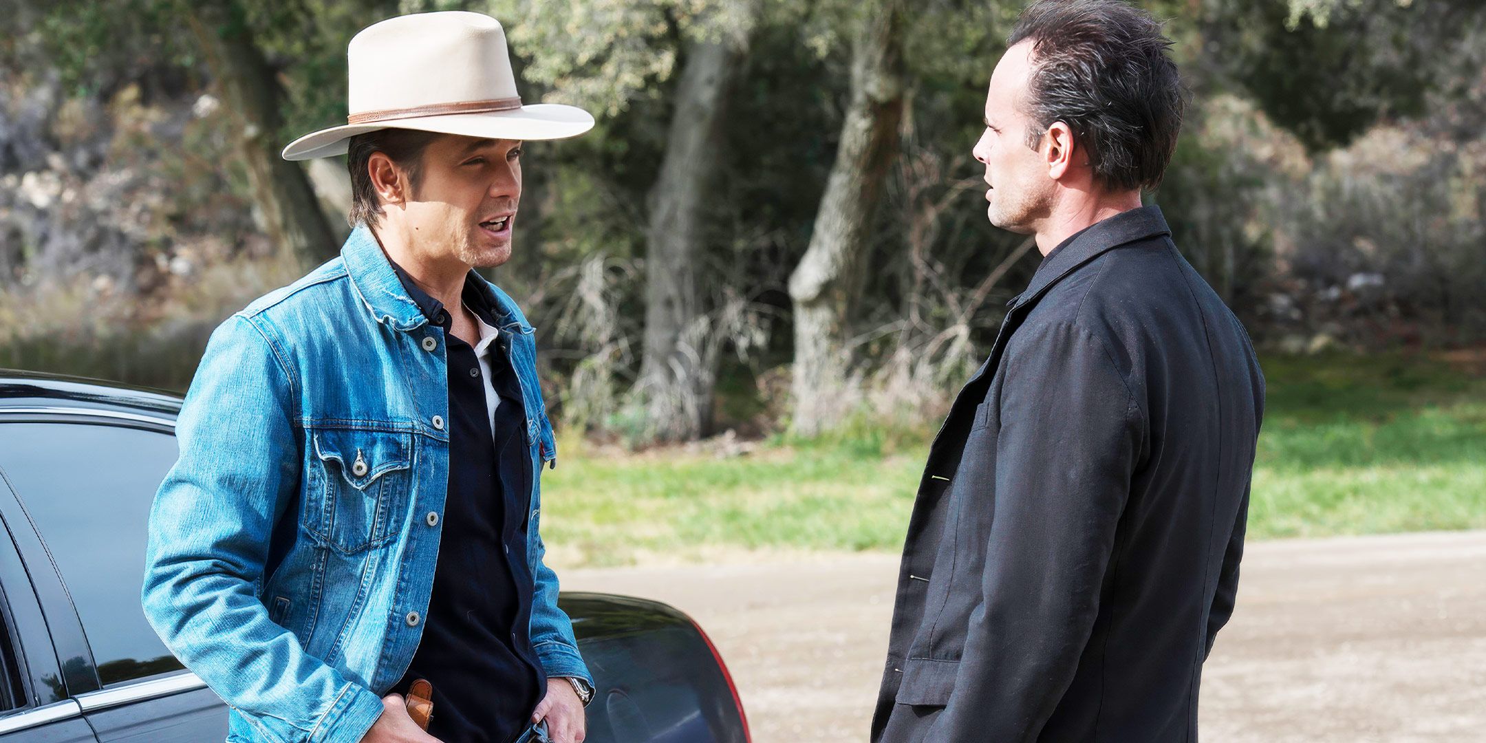 Timothy Olyphant and Walton Goggins in Justified