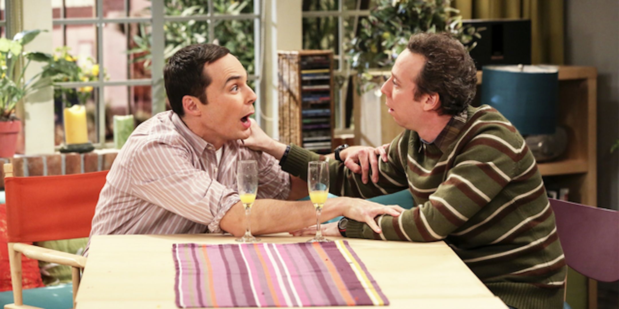 The Big Bang Theory Spinoff Goes Full Action & Sci-Fi In First Trailer For Stuart Fails To Save The Universe image