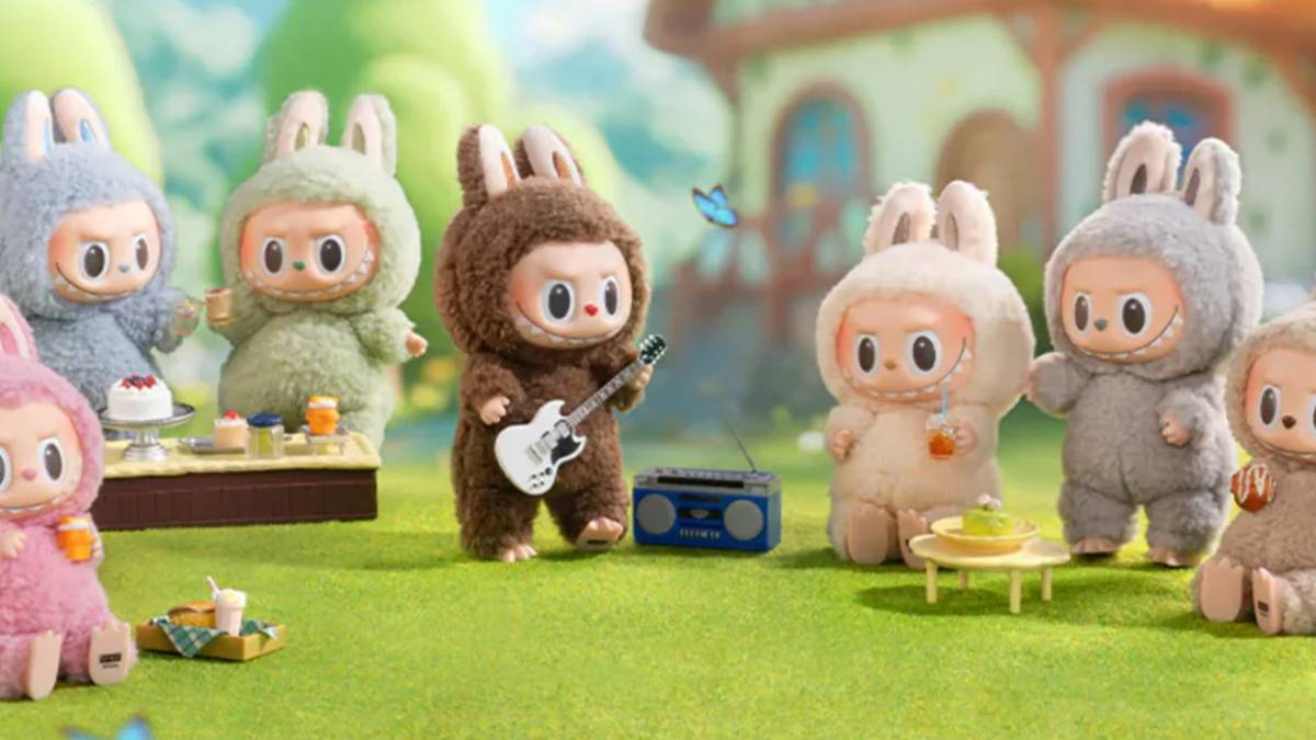 As Labubu Mania Grips the World, 1 of Its Rarest Dolls Just Sold For ...