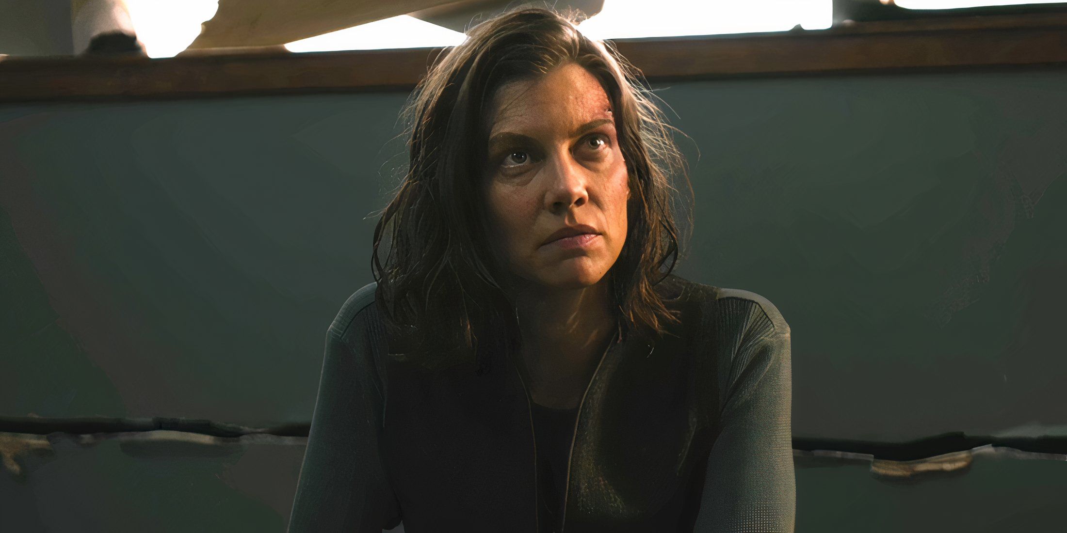 Lauren Cohan as Maggie looking up seriously in The Walking Dead Dead City season 2 episode 8